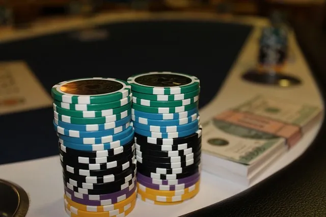 Here’s a Customized Smartphone to Help You Cheat at Poker