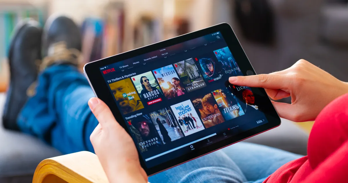 How Netflix Ensures Highly-Reliable Online Stateful Systems