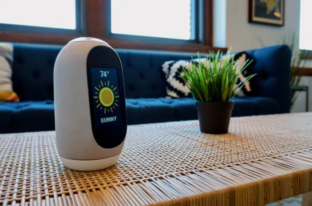 A Smart Speaker That Doesn't Pilfer Your Privacy: The Open Source Mycroft Mark II