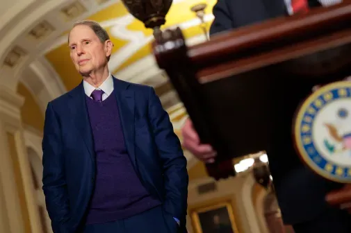 Wyden asks White House to get more involved in boosting election cybersecurity