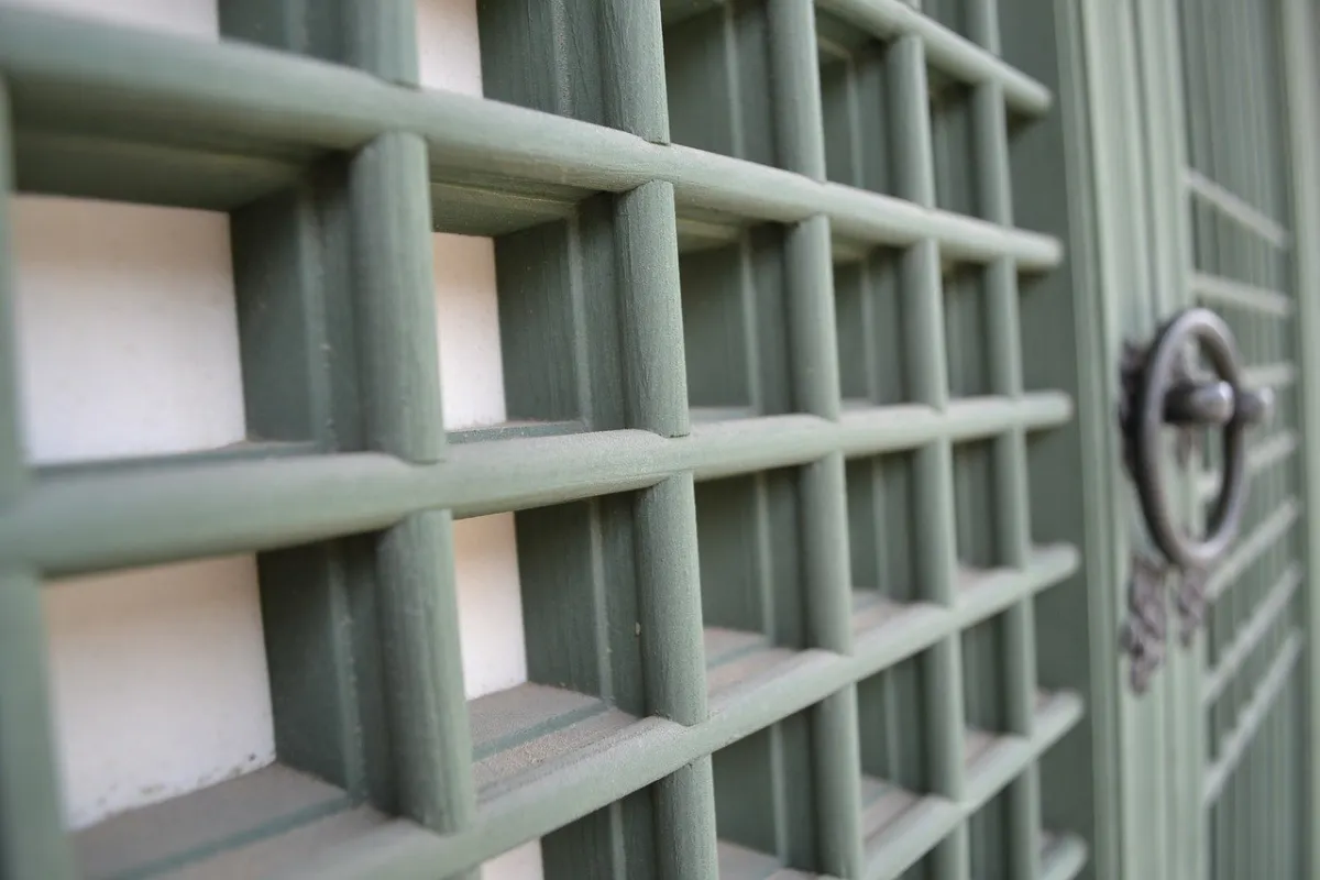Build Resilient, Secure Microservices with Microsegmentation