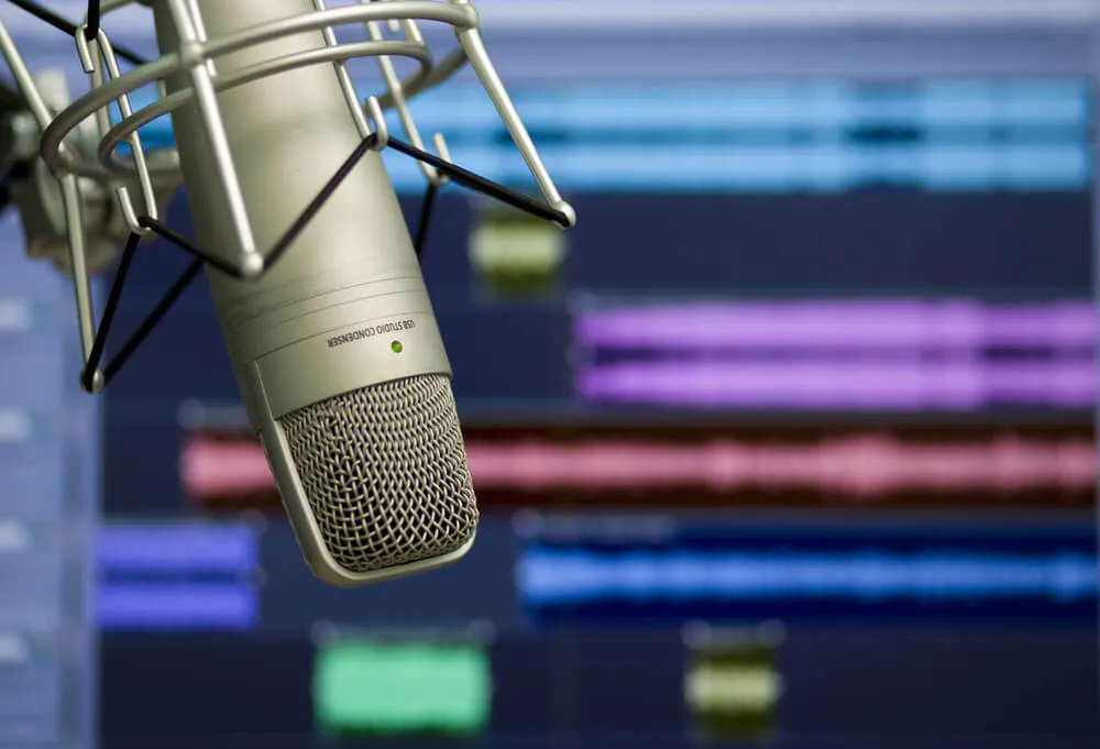 Remove Background Noise From Audio: The Fastest Methods