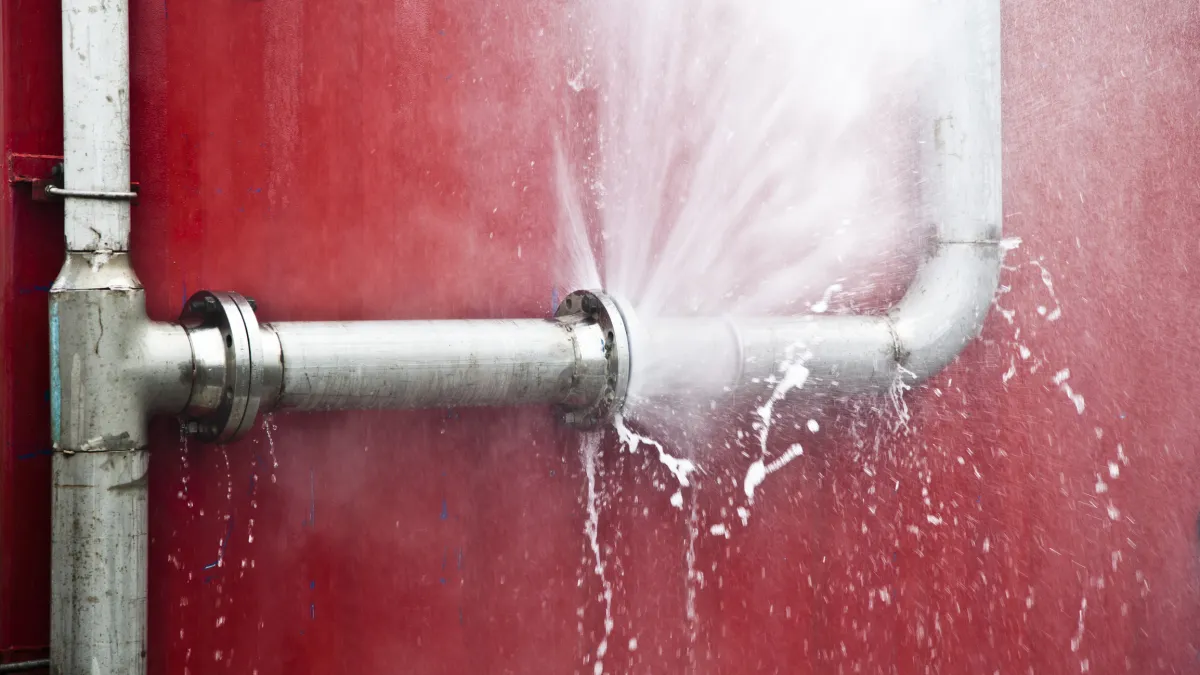 How to Avoid Cascading Failures in Distributed Systems