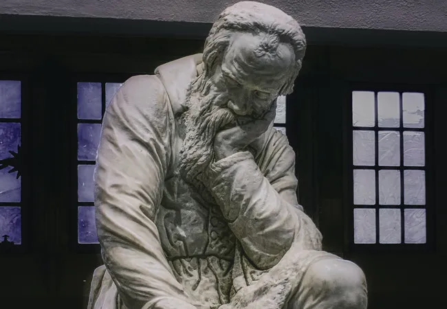 AI Trounces Philosophers in Answering Philosophical Questions