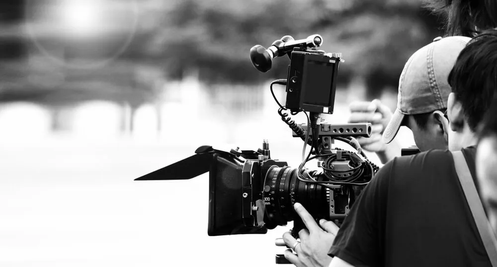 Creating the Perfect Establishing Shot in a Film