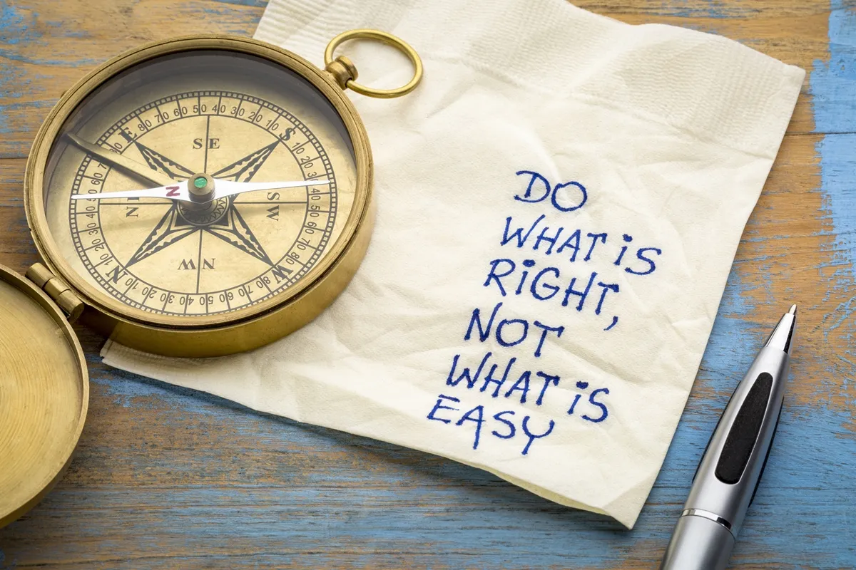 Principles for Microservice Design: Think IDEALS, Rather than SOLID