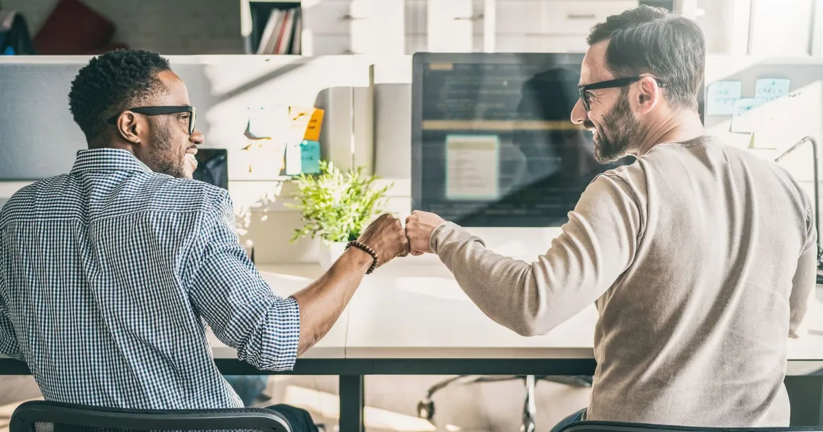 Moving from Agile Teams towards an Agile Organization